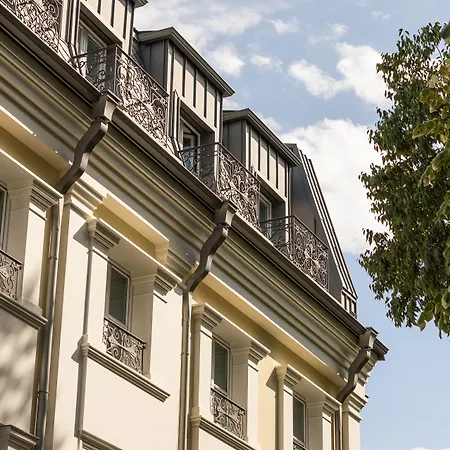 Szálloda Vizualiza By Hmg 5*