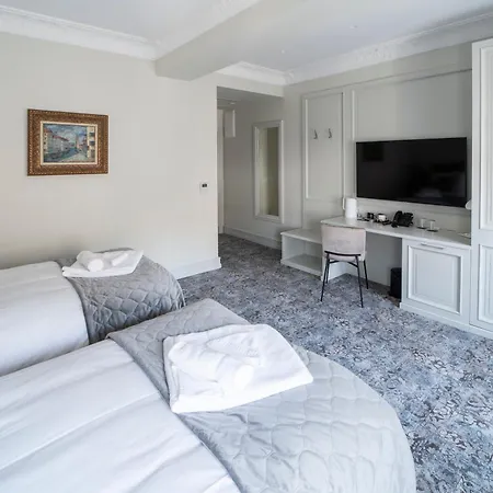 Vizualiza By Hmg Szálloda 5*