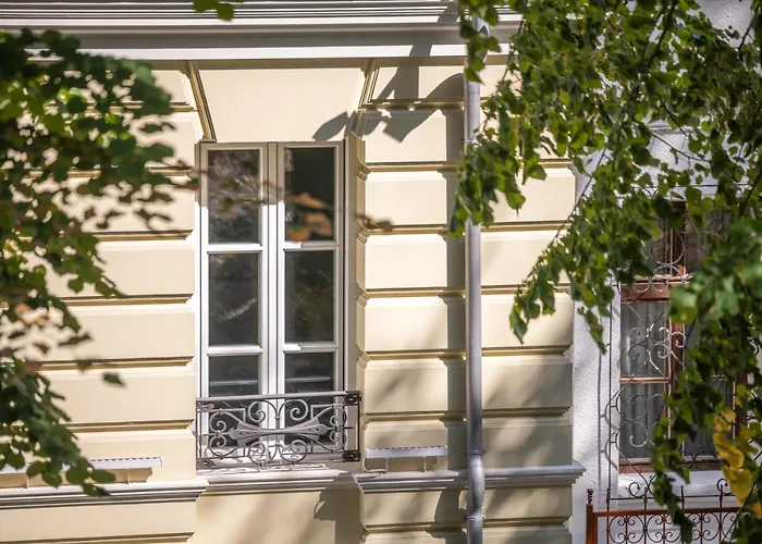 Vizualiza By Hmg Hotel 5*